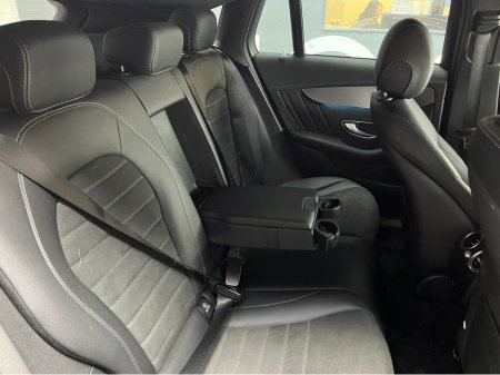 2021 Mercedes-Benz EQC - thumbnail 16