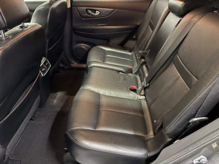 2015 Nissan X-Trail - thumbnail 12