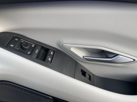 2026 Ford Capri Premium Extended Range €52,500 thumbnail