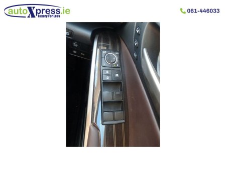 2019 Lexus IS 300 h Hybrid VERSION L, Reversing camera thumbnail