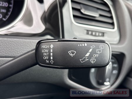 2015 Volkswagen Golf - thumbnail 27