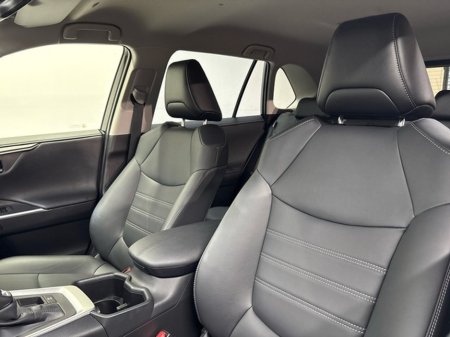 2025 Toyota Rav4 Hybrid Sol - FULL LEATHER - HIGH SPEC €47,950 thumbnail