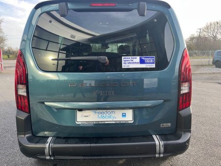 2025 Peugeot Rifter - thumbnail 8