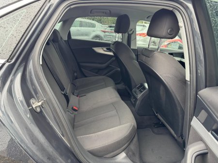 2016 Audi A4 - thumbnail 10