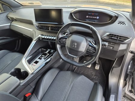 2023 Peugeot 5008  €29,999 thumbnail