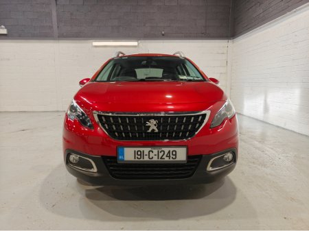 2019 Peugeot 2008 - thumbnail 2