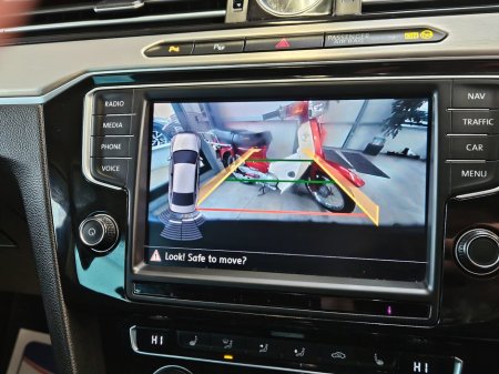 2016 Volkswagen Passat - thumbnail 16