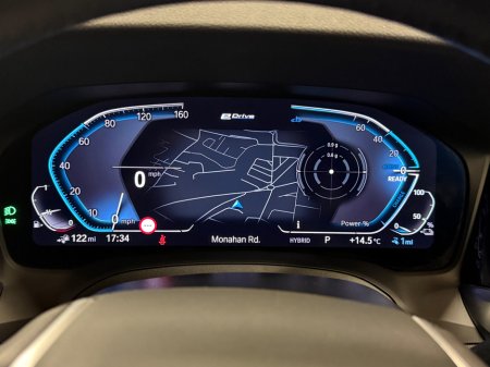 2022 BMW 3 Series - thumbnail 22