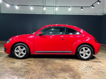 2016 Volkswagen Beetle AUTOMATIC 1.2L TSI - FACTORY ALLOY WHEELS - A/C HEATING CONTROLS €13,950 thumbnail