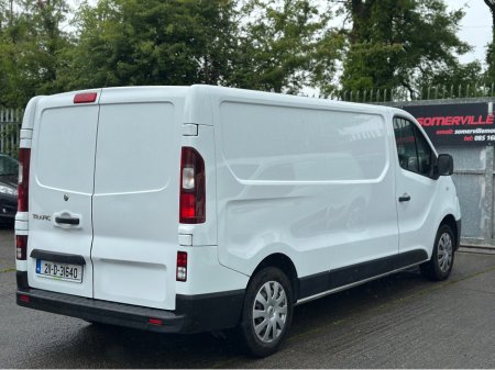 2021 Renault Trafic LL30 ENERGY DCI 120 BUSINESS BUSINESS+ €13,999
