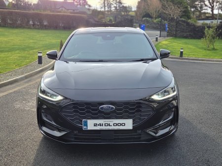 2024 Ford Focus - thumbnail 3