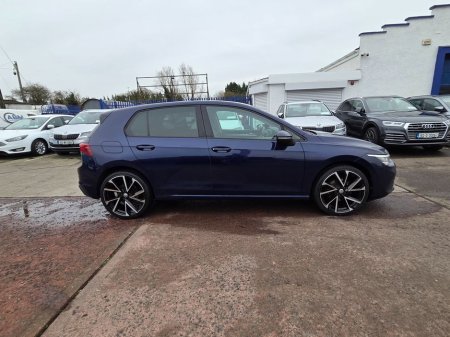 2022 Volkswagen Golf LIFE TDI €26,950 thumbnail