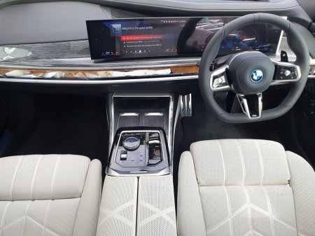 2026 BMW 7 Series M760e xDrive 7 Series