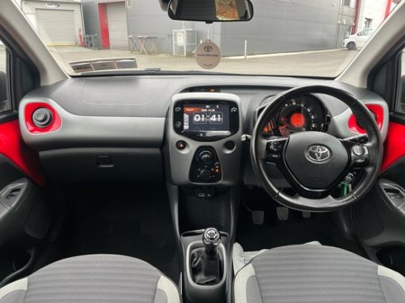 2021 Toyota Aygo - thumbnail 8