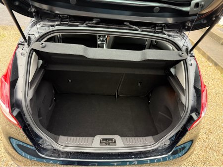 2016 Ford Fiesta ZETEC 1.5 TDCI - EXCELLENT MPGS - LOW MILES - LOW TAX (180 P/A) - NEW NCT TO 01/2028 ! €9,995 thumbnail