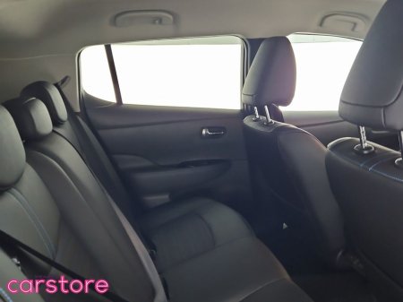 2023 Nissan Leaf - thumbnail 10