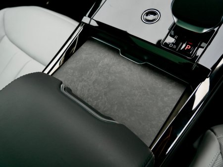 2025 Land Rover Range Rover Sport 3.0 I6 PHEV 550 PS Autobiography €139,950 thumbnail