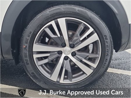 2023 Peugeot 3008 - thumbnail 6