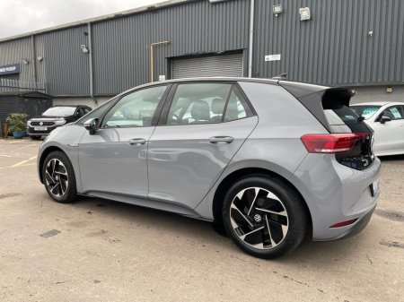 2022 Volkswagen ID.3 Pro 58kWh Life Hatchback 5dr Electric Auto (145 ps) thumbnail