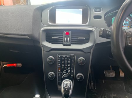 2014 Volvo V40 €10950 2014 VOLVO V40 AUTOMATIC T4 PACKAGE 1.6 AUTOMATIC /  CRUISE CONTROL €10,950 thumbnail