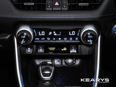 2019 Toyota Rav4 2.5 Hybrid 2WD Sport €27,888 thumbnail