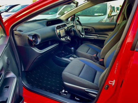 2019 Toyota Aqua - thumbnail 15