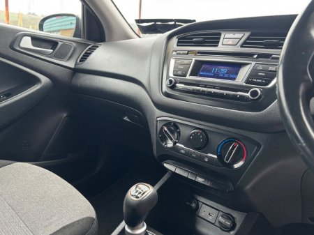 2015 Hyundai i20 - thumbnail 8