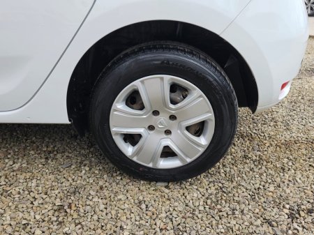 2020 Dacia Sandero - thumbnail 9