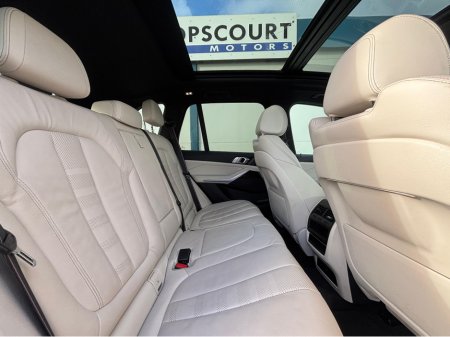 2022 BMW X5 - thumbnail 3