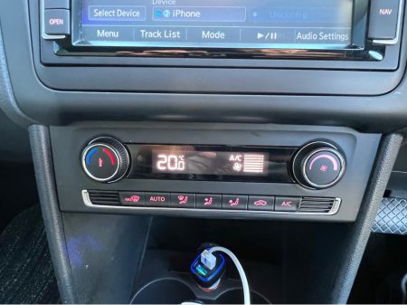 2018 Volkswagen Polo 1.2 TSI Auto DSG Huge spec €15,900 thumbnail