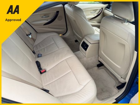 2013 BMW 3 Series - thumbnail 10