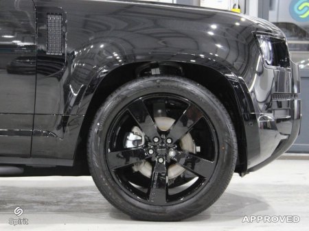 2026 Land Rover Defender 90 X-Dynamic SE 3 seats Commercial thumbnail