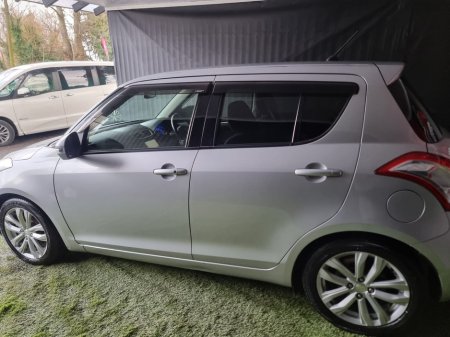 2014 Suzuki Swift - thumbnail 6