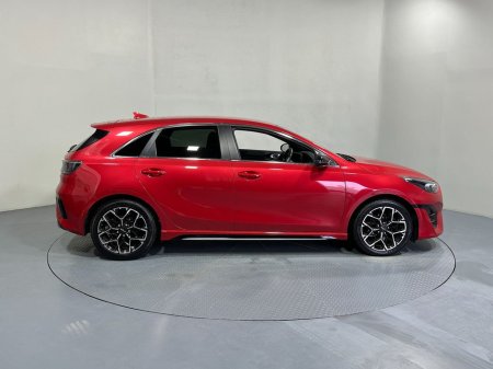 2022 Kia Ceed - thumbnail 8