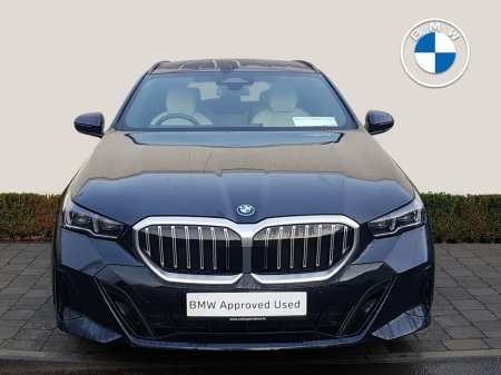 2025 BMW 5 Series - thumbnail 14