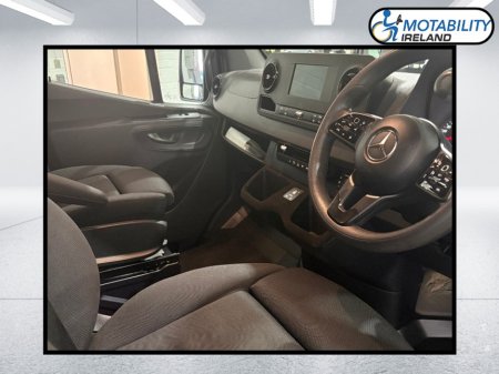 2020 Mercedes-Benz Sprinter - thumbnail 3