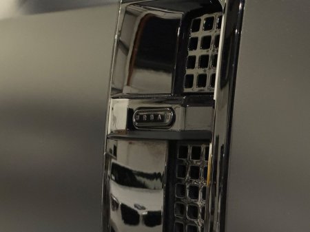 2023 Land Rover Defender - thumbnail 25