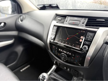 2021 Nissan Navara EXTREMELY LOW MILES - BODYKIT JUST FITTED! €25,500 thumbnail