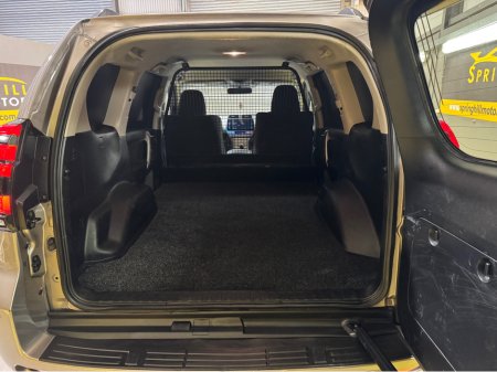 2022 Toyota Landcruiser LANDCRUISER LWB  COMMERCIAL // NO VAT // €44,950 thumbnail