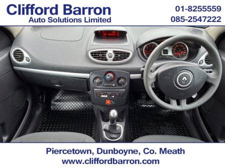 2010 Renault Clio 3 1.2 16V ROYALE ETHANOL 3DR €3,750 thumbnail