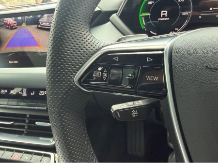 2023 Audi e-tron GT quattro - thumbnail 10