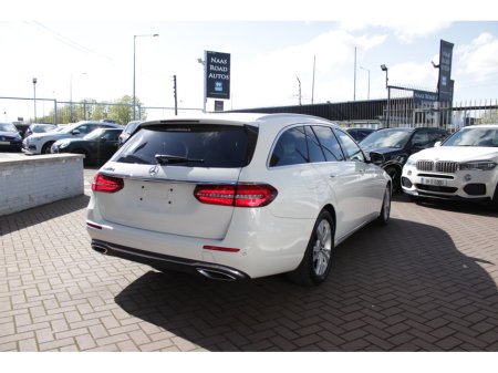 2018 Mercedes-Benz E Class - thumbnail 4