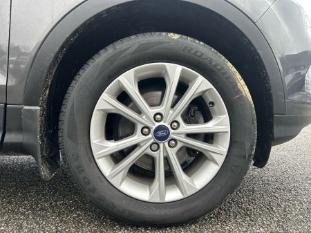 2019 Ford Kuga - thumbnail 5