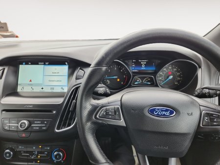 2017 Ford Focus 1.5 TDCi 120PS ST-Line Powershift €13,450 thumbnail