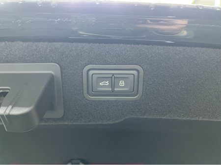 2024 Audi A8 - thumbnail 10