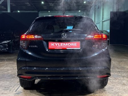 2021 Honda Vezel 1.5 HYBRID - RS EDITION - BLACK HALF LEATHER - PADDLE SHIFT - CRUISE CONTROL - FACTORY ALLOYS - €25,950 thumbnail