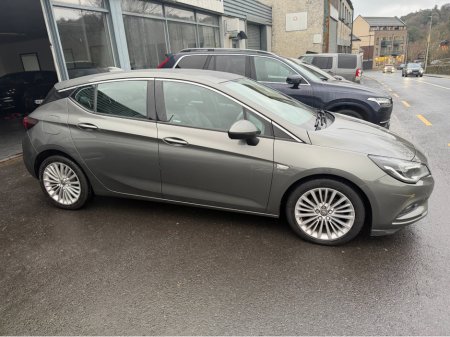 2017 Opel Astra - thumbnail 8