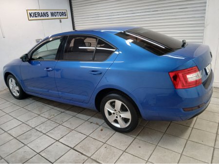 2016 Skoda Octavia - thumbnail 8