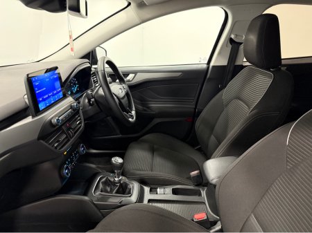 2022 Ford Focus TITANIUM STYLE ECOB €24,750 thumbnail