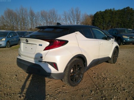 2019 Toyota C-HR - thumbnail 4